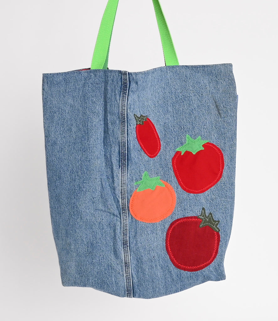 Extra Tote Tomatoes