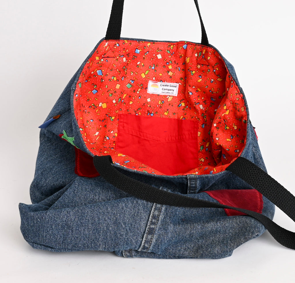 Extra Tote Strawberries